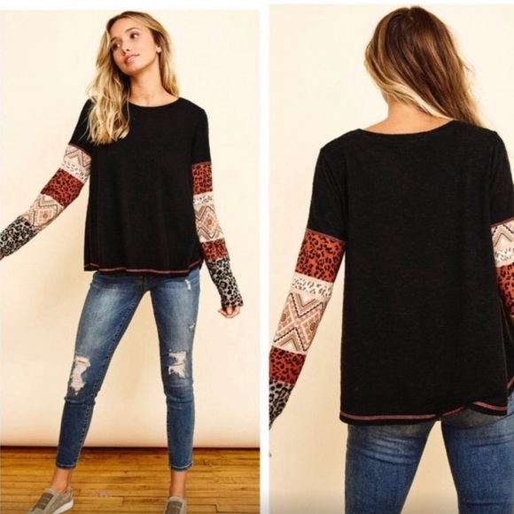 Ces femme colorblock animal print long sleeve top, lightweight fleece-y fabric - Picture 10 of 16